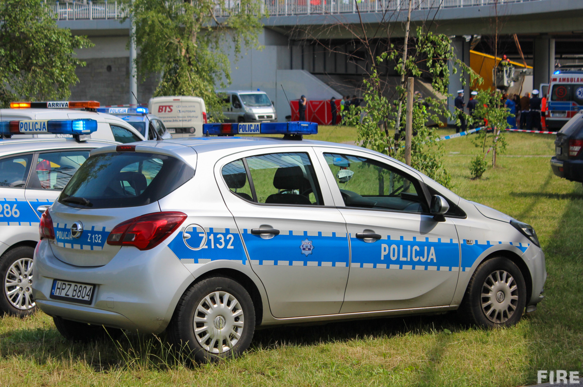 Z132 - Opel Corsa - Komenda Stołeczna Policji