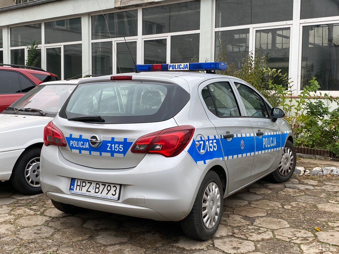 Z155 - Opel Corsa - Komenda Stołeczna Policji