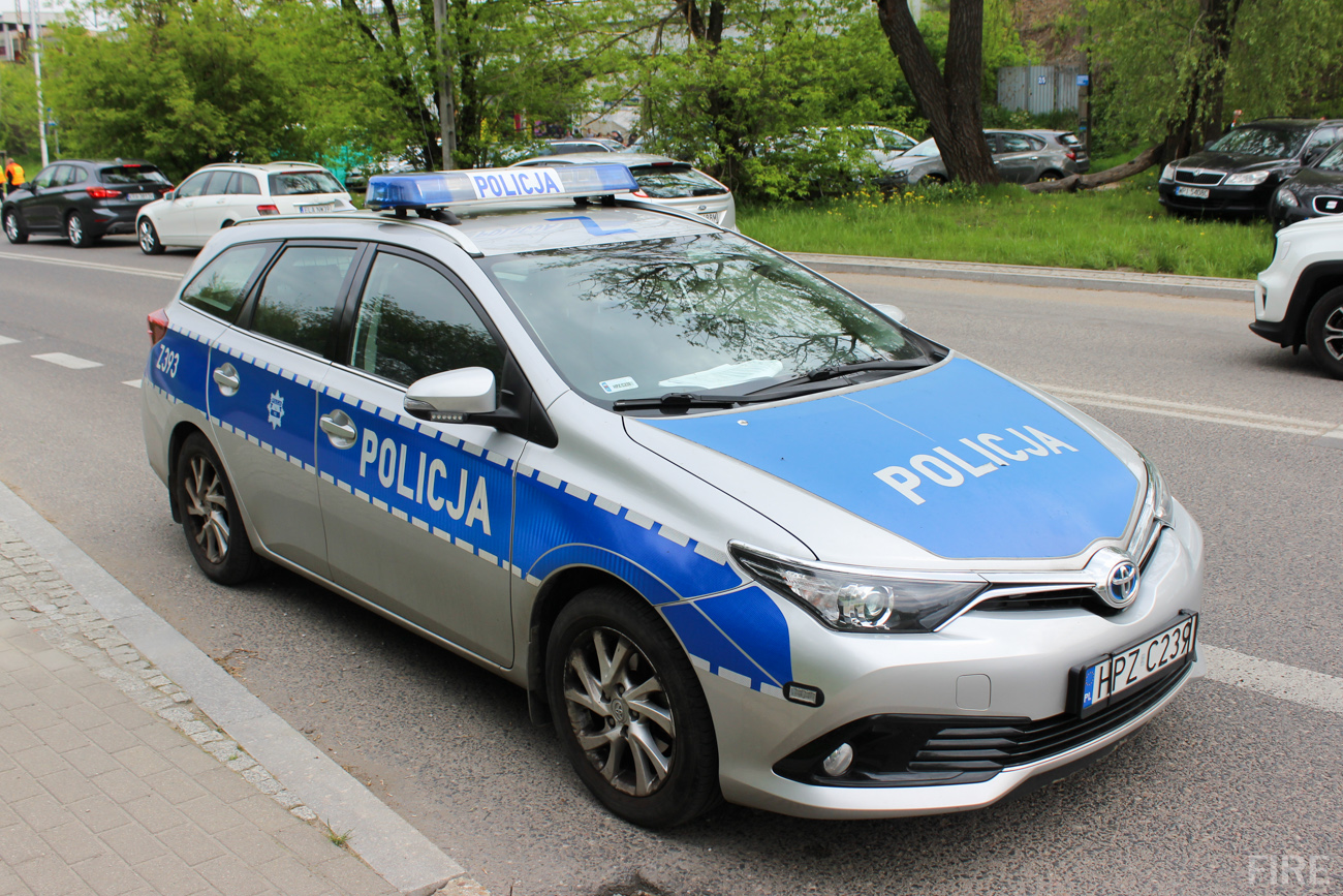 Z393 - Toyota Auris Hybrid - Komenda Stołeczna Policji
