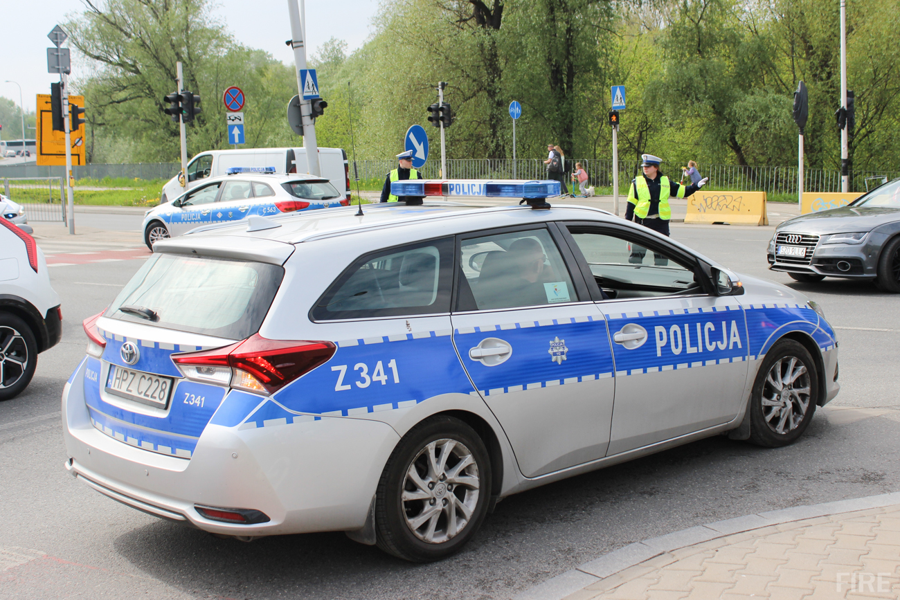 Z341 - Toyota Auris Hybrid - Komenda Stołeczna Policji
