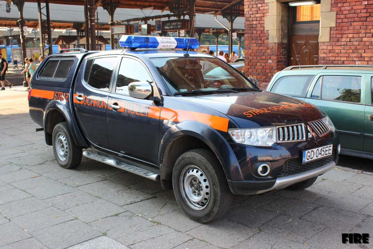 11-01 - Mitsubishi L200 - Straż Ochrony Kolei Gdańsk