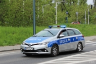 ZZ831 - Toyota Auris Hybrid - Komenda Stołeczna Policji