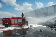 02.07.2014 - Pożar sortowni odpadów w Piotrowie