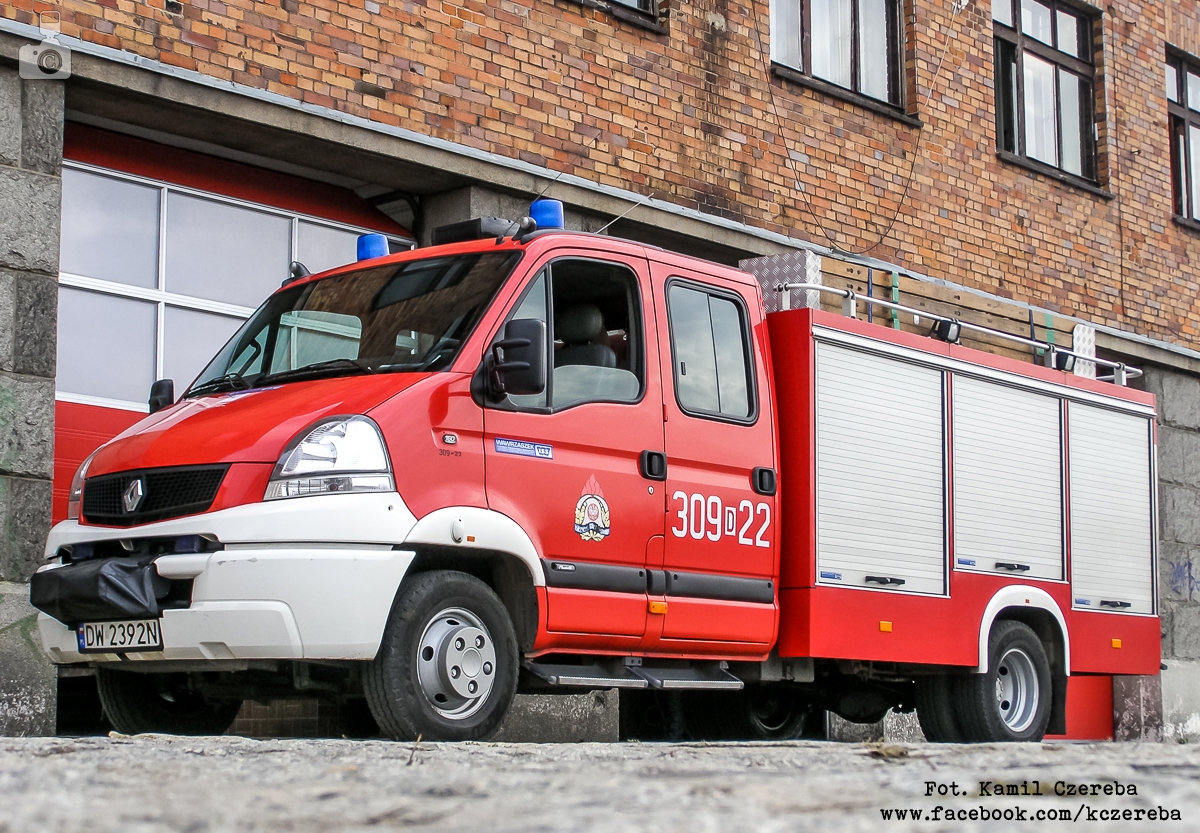 309[D]22 - GLBA 1/2,5 Renault Mascott 130 4x2 / ISS Wawrzaszek - JRG 9 Wrocław*