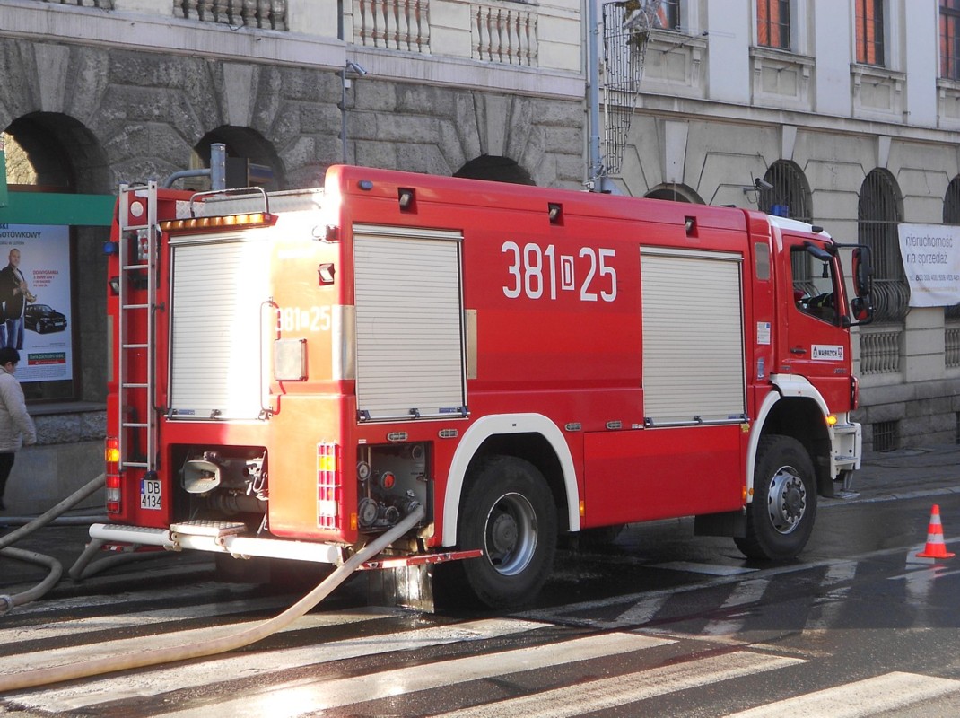 381[D]25 - GCBA 5/40 Mercedes Benz Axor 1833 AK/ISS Wawrzaszek - JRG 1 Wałbrzych