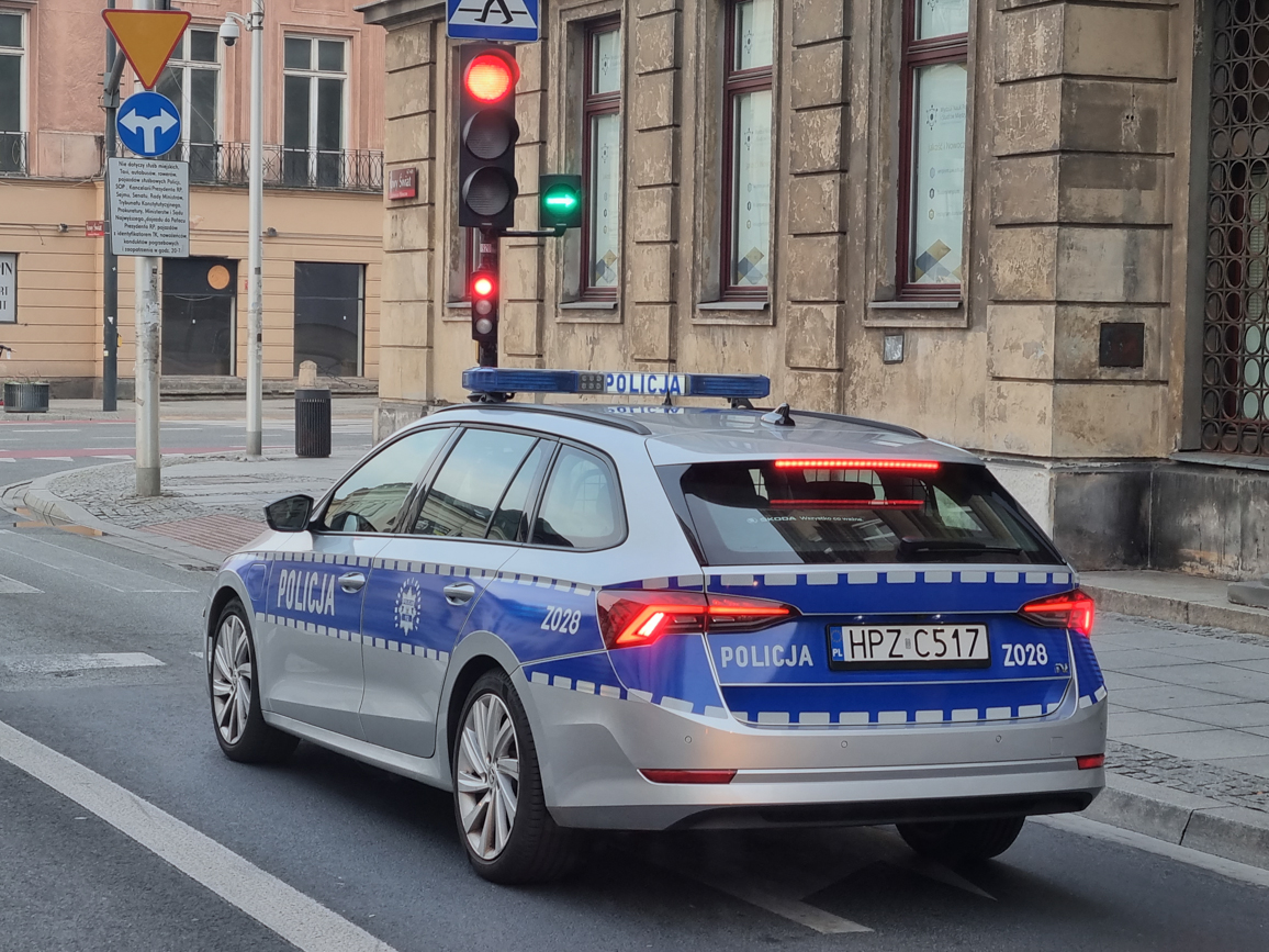 Z028 - Skoda Octavia - Komenda Stołeczna Policji