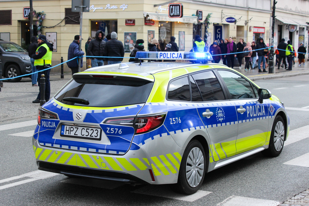 Z576 - Suzuki Swace - Komenda Stołeczna Policji