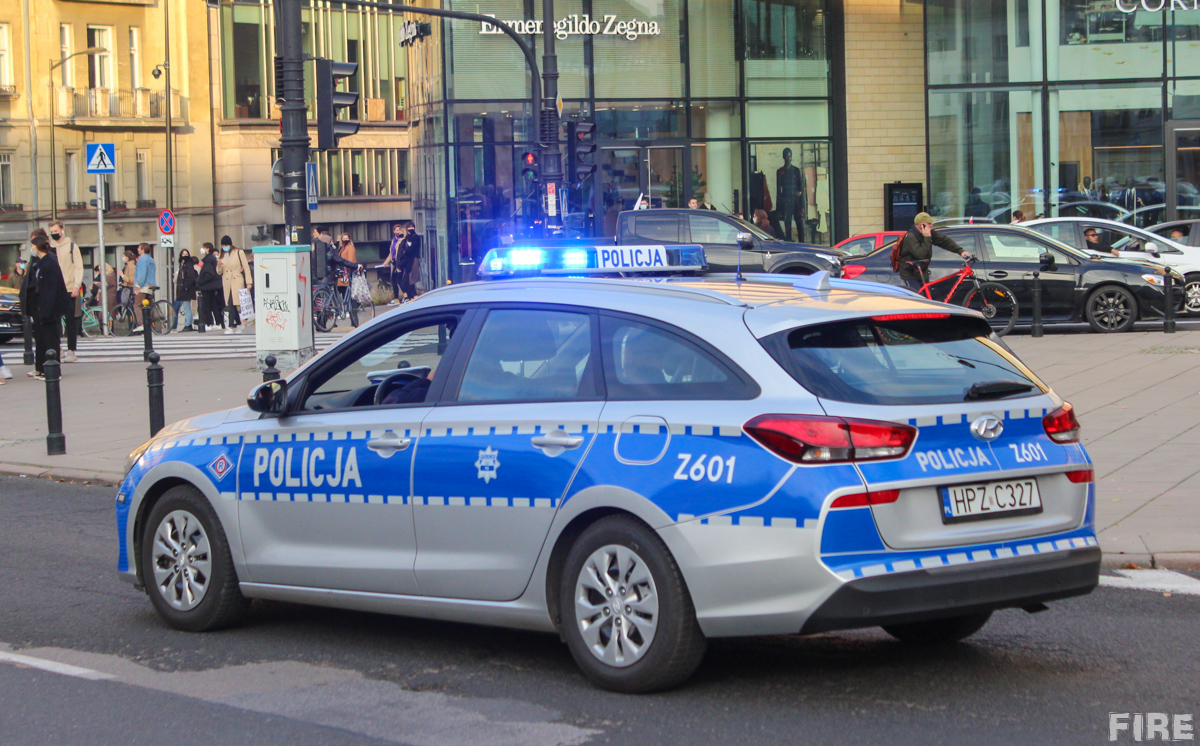 Z601 - Hyundai i30 - Komenda Stołeczna Policji