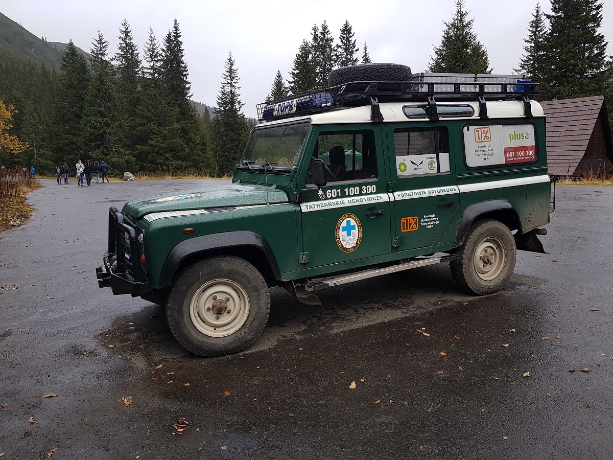 KTT90JX - Land Rover Defender 110 - TOPR