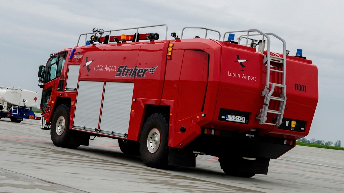 R001/LU 5452W - Oshkosh Striker - LSRG Lublin