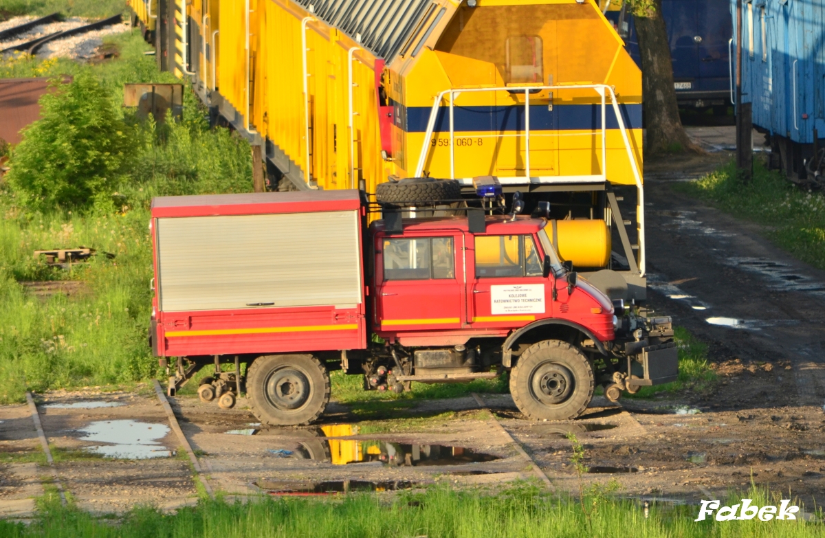 Mercedes Unimog - Kolejowe Ratownictwo Techniczne - Skarżysko - Kamienna