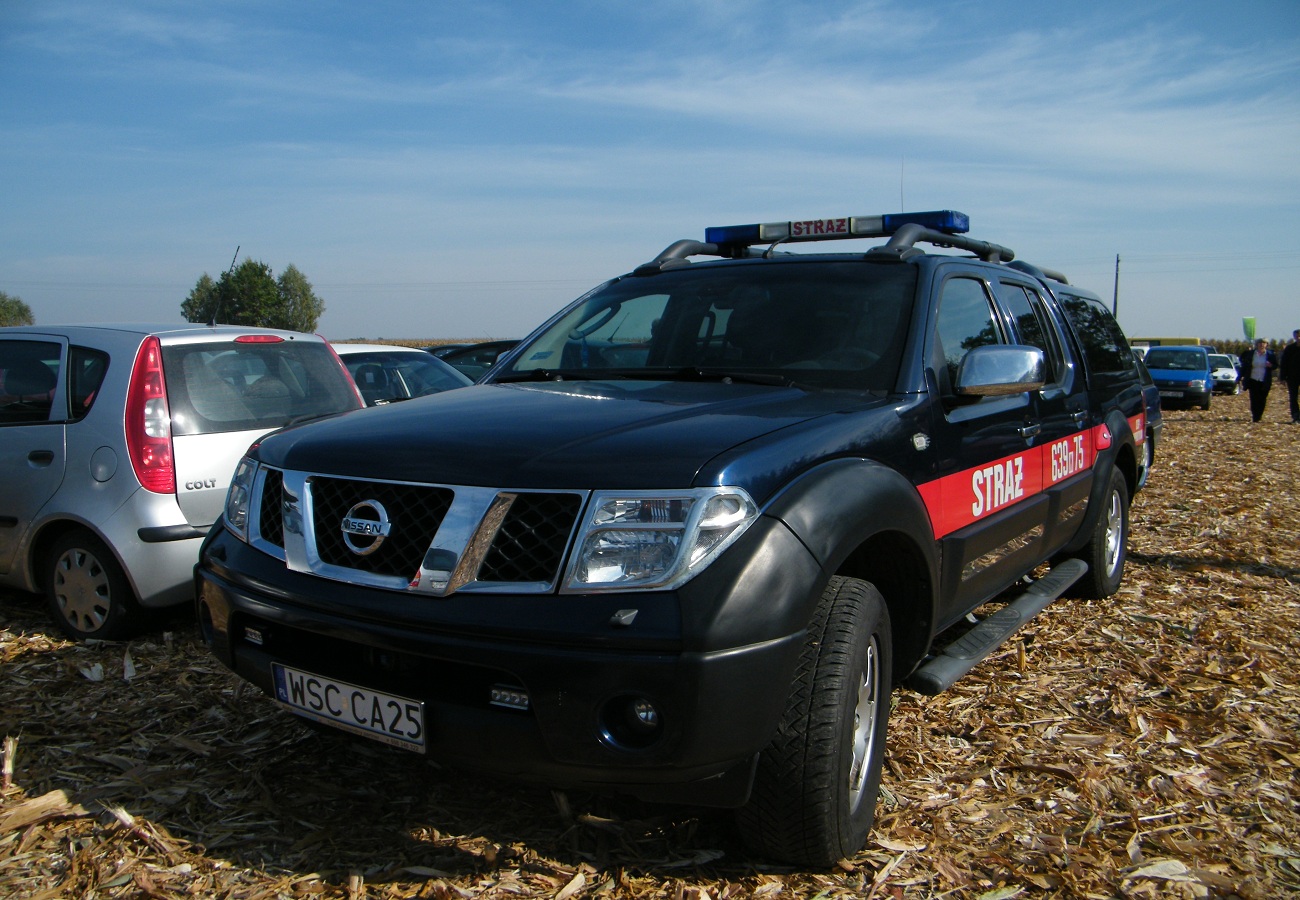 639[M]75 - SLRr Nissan Navara- OSP Paprotnia