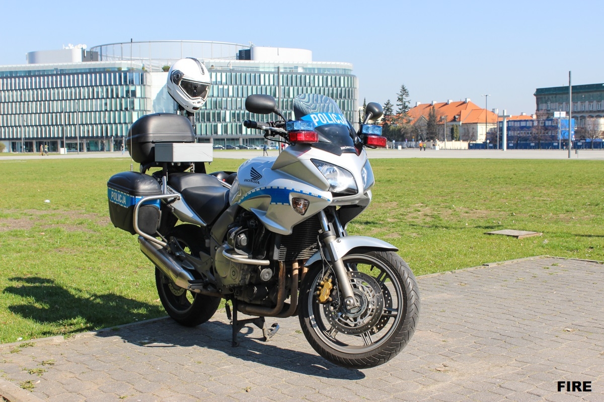 HPZ B971 - Honda CBF 1000A - Komenda Stołeczna Policji