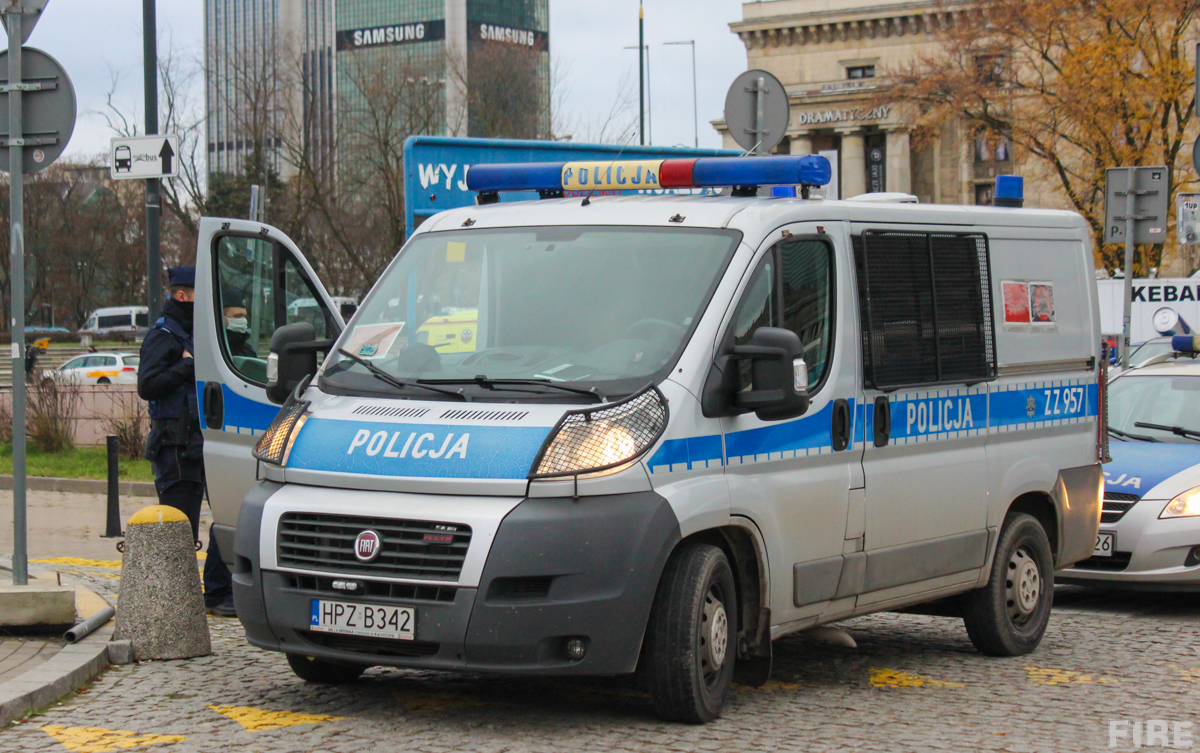 ZZ957 - Fiat Ducato - Komenda Stołeczna Policji