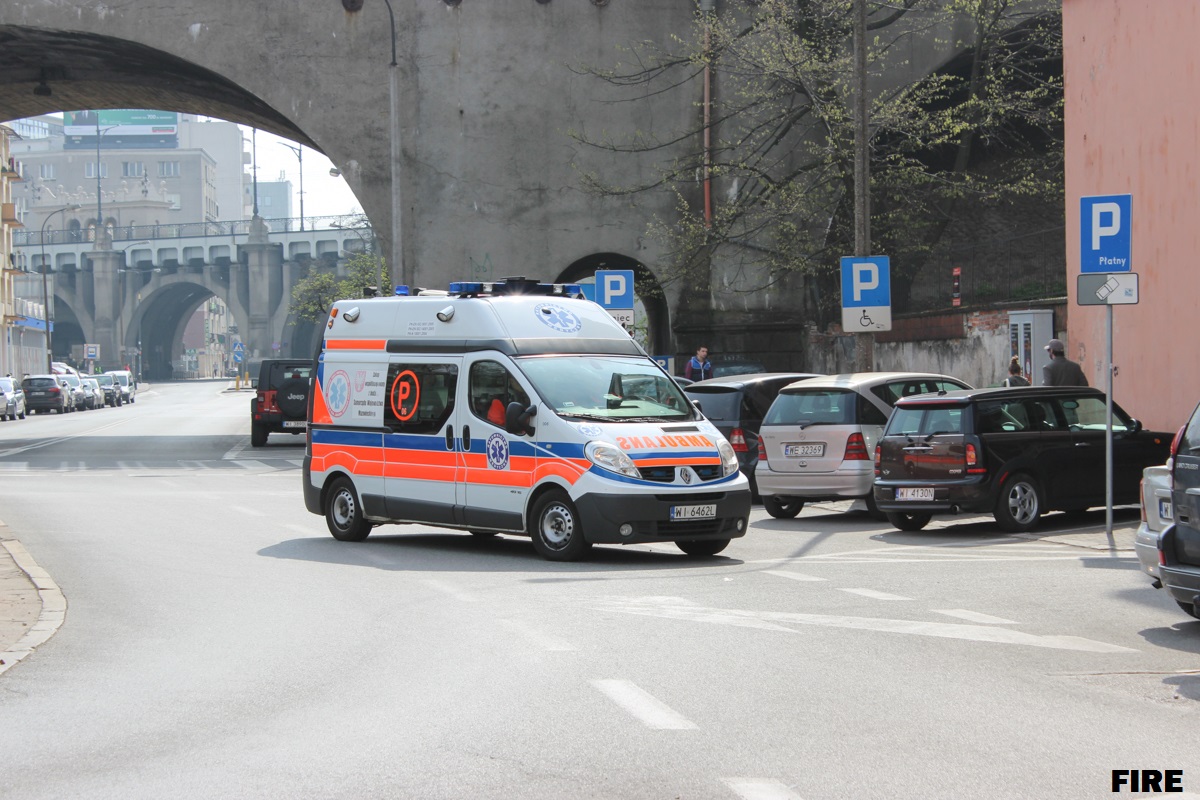 W01 06 - Renault Trafic/AutoForm - WSPRiTS "Meditrans" Warszawa