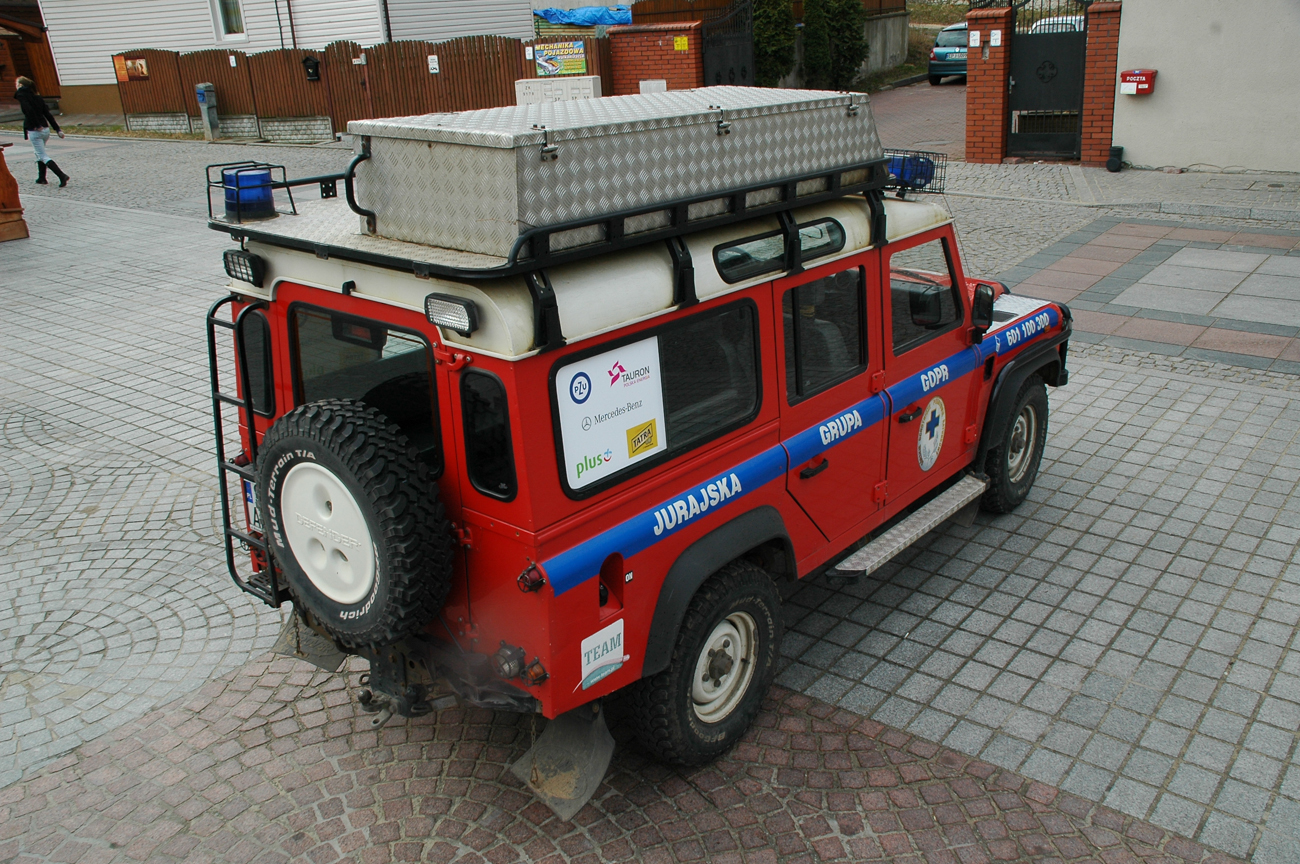 SZA AA97 - Land Rover Defender 110 - Grupa Jurajska GOPR