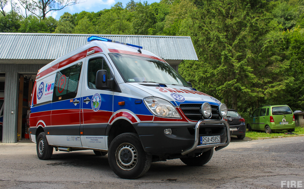 RSA 45852 - Mercedes-Benz Sprinter 319/AutoForm - Bieszczadzkie Pogotowie Ratunkowe, Oddział Ustrzyki Dolne