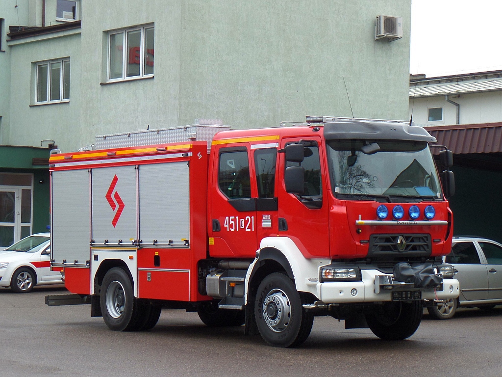 451[G]21 - GBA-Rt 3/16 Renault Range D16/Szczęśniak - JRG Kościerzyna