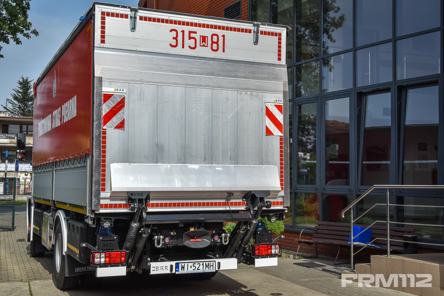 315[W]81 - SCKw Ford Cargo 1833 DC/MotoTruck - JRG 15 Warszawa