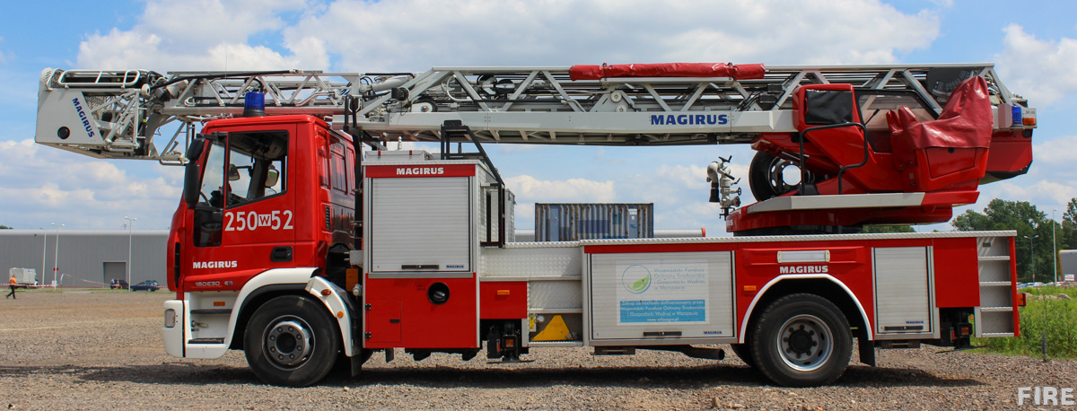 250[W]52 - SD 30 Iveco 160E30/Magirus - SGSP Warszawa