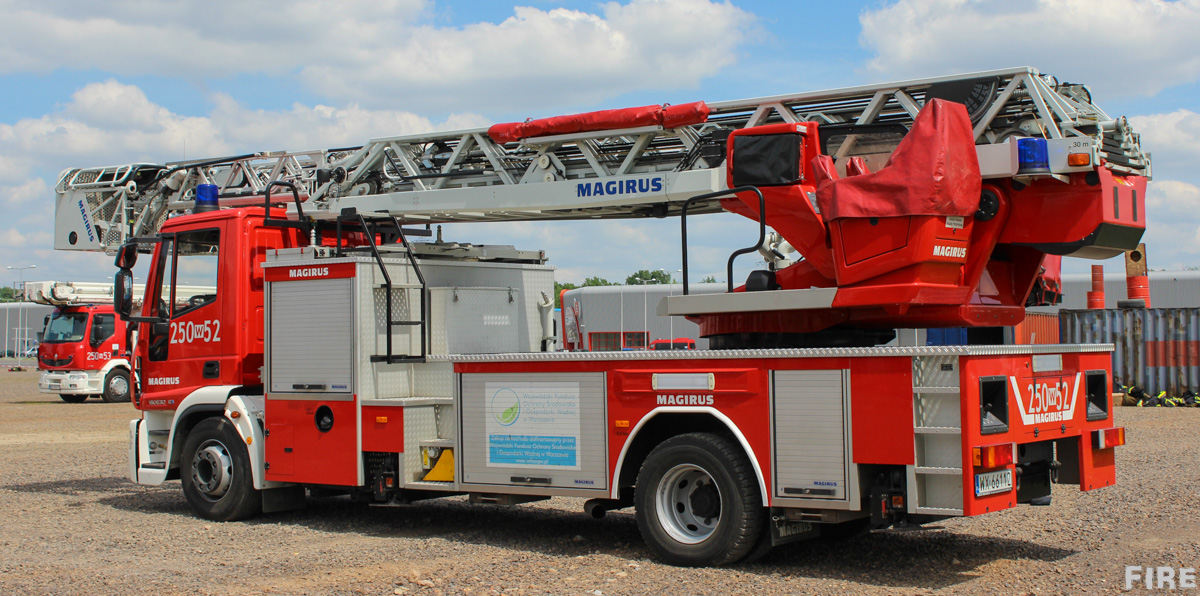 250[W]52 - SD 30 Iveco 160E30/Magirus - SGSP Warszawa