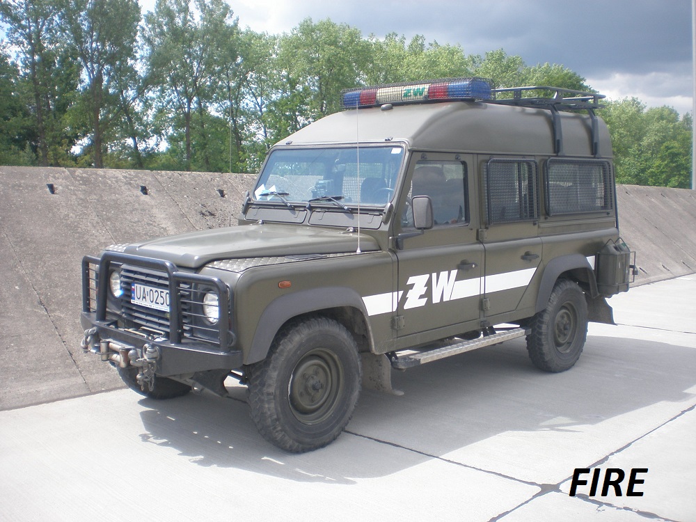 UA02500 - Land Rover Defender 110/JLR - Żandarmeria Wojskowa