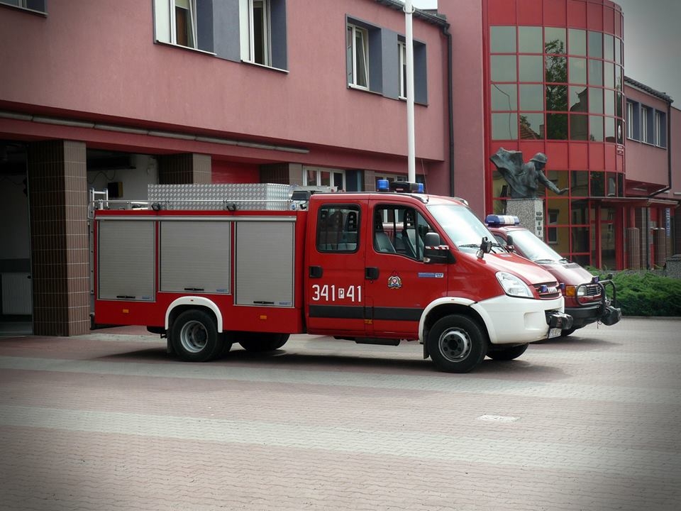 341[P]41-GLBA 1,0/8 Iveco Daily 65C17 / ISS -JRG 1 Kalisz