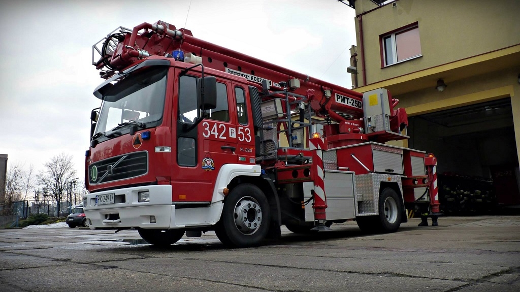 342[P]53 - SH 25 Volvo FL 220/Bumar-Koszalin - JRG 2 Kalisz