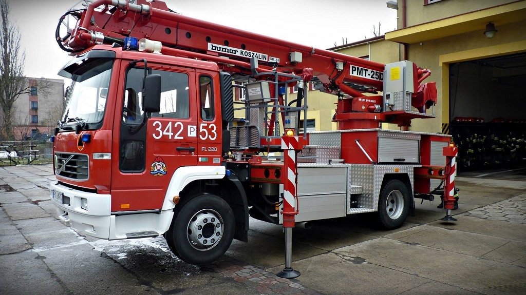 342[P]53 - SH 25 Volvo FL 220/Bumar-Koszalin - JRG 2 Kalisz