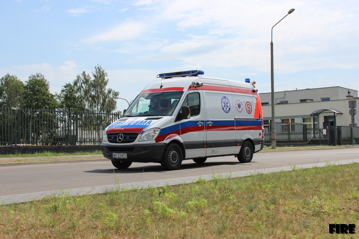 WO 23413 - Mercedes Benz Sprinter /Autoform - Meditrans Ostrołęka