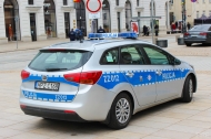 ZZ012 - Kia Cee'd SW II - Komenda Stołeczna Policji